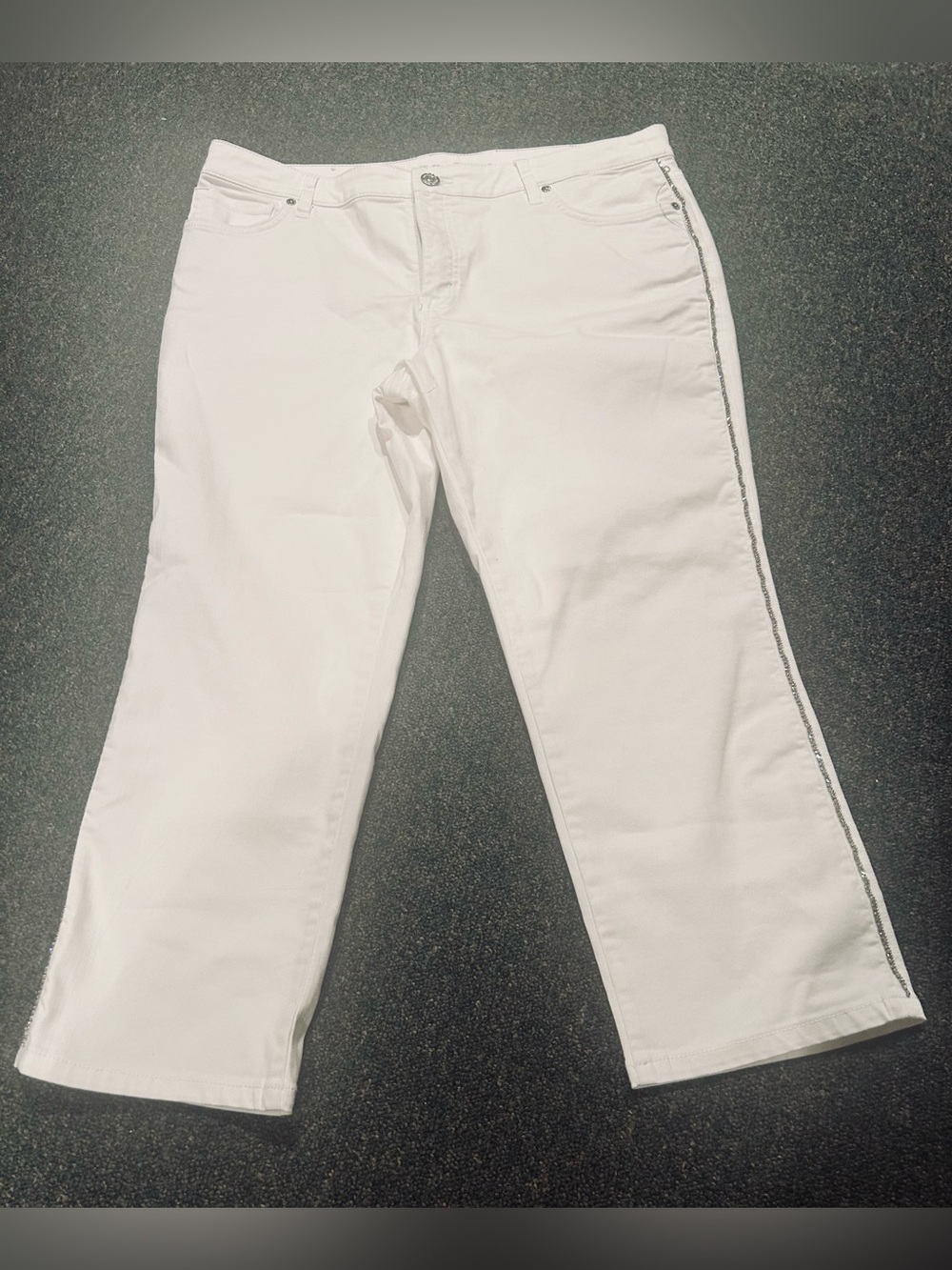 Tommy Bahama White Jeans with Silver Side Trim